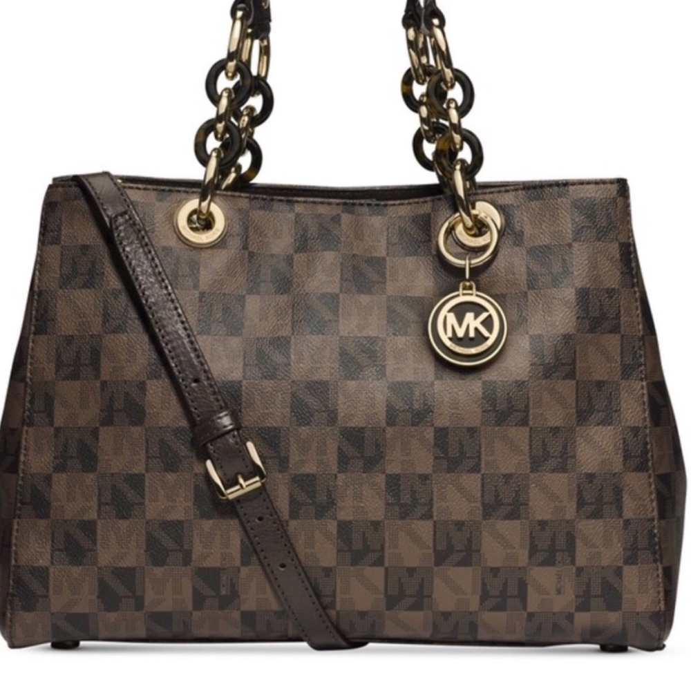 Michael Kors Brown Shoulder Bag with Gold Hardware